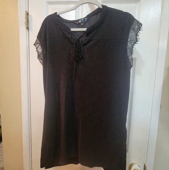 LuLaRoe Tops - LuLaRoe Elegant Black Lace Sleeve Women's Top, Size L